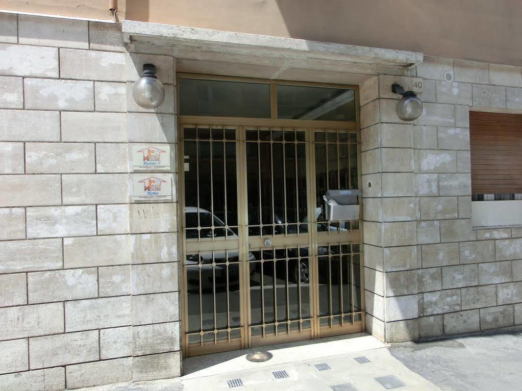 Reale House Maison d'hôtes 2*